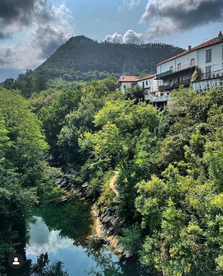 Hdec Hosteria De Castaneda Alojamiento Turistico Пуэнте-Вьесго Экстерьер фото